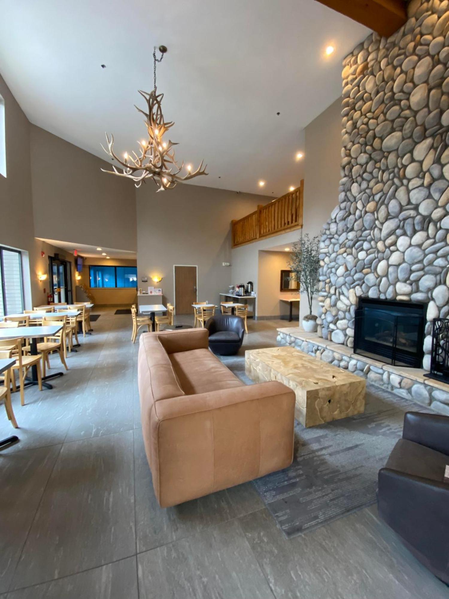 Beachfront Hotel Houghton Lake Eksteriør billede